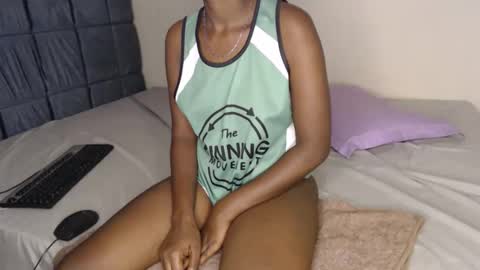 prettygree online show from February 2026 12:05:02 PM