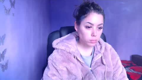 Snapshot of prettyjulliette chatting on January 2025 10:05:01 AM prettyjulliette online show from January 2025 10:05:01 AM