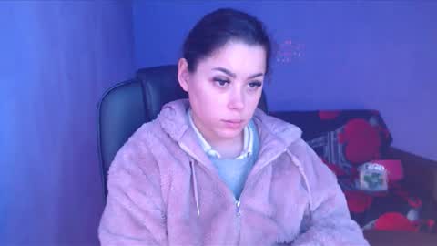 Snapshot of prettyjulliette chatting on January 2025 10:59:01 AM prettyjulliette online show from January 2025 10:59:01 AM