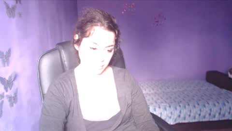 Snapshot of prettyjulliette chatting on January 2025 12:38:01 PM prettyjulliette online show from January 2025 12:38:01 PM