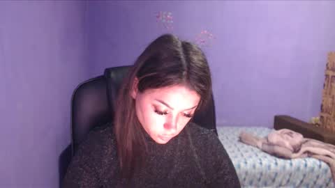 Snapshot of prettyjulliette chatting on February 2025 02:45:01 PM prettyjulliette online show from February 2025 02:45:01 PM