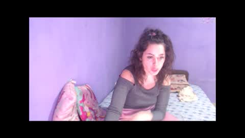 Snapshot of prettyjulliette chatting on March 2025 04:22:02 PM prettyjulliette online show from March 2025 04:22:02 PM