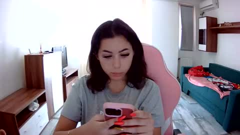 Snapshot of prettyjulliette chatting on September 2025 12:38:02 PM prettyjulliette online show from September 2025 12:38:02 PM
