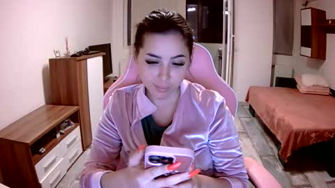 Snapshot of prettyjulliette chatting on October 2025 04:04:02 PM prettyjulliette online show from October 2025 04:04:02 PM