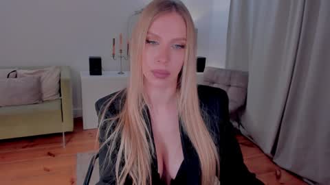 Eva online show from January 2025 12:44:02 AM