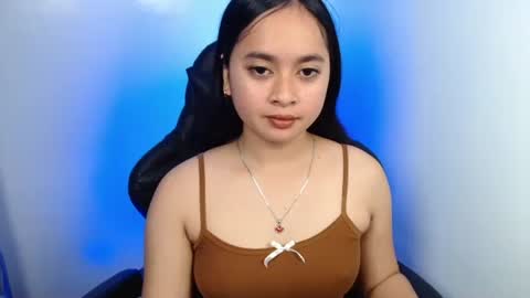 Snapshot of prettylittle_lady chatting on February 2026 02:08:02 AM prettylittle_lady online show from February 2026 02:08:02 AM