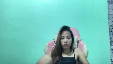 Snapshot of prettyph1 chatting on December 2024 11:49:02 AM LYNDA online show from December 2024 11:49:02 AM