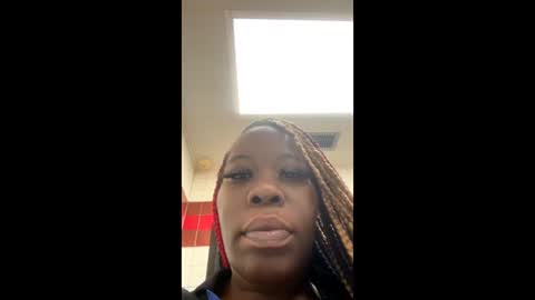 Snapshot of prettypinkpussy615 chatting on February 2026 10:55:01 PM prettypinkpussy615 online show from February 2026 10:55:01 PM