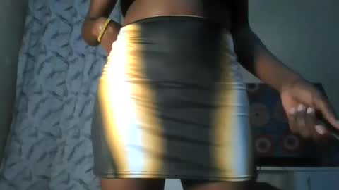 prettypussy_24 online show from June 2026 07:59:01 PM