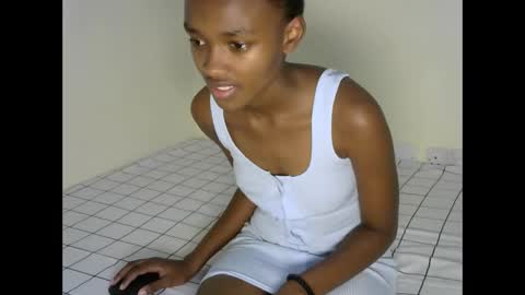 prettyquiny254 online show from September 2025 09:53:02 PM