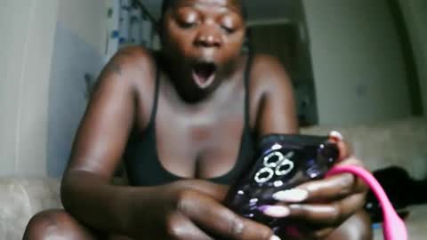 prettyreen online show from November 2025 11:54:01 PM