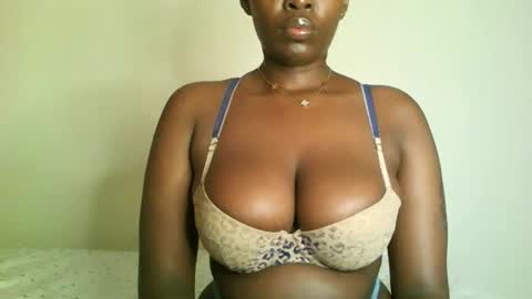 prettyvishy online show from November 2025 07:55:01 AM