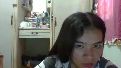Snapshot of prety784828 chatting on June 2026 02:24:02 AM prety784828 online show from June 2026 02:24:02 AM