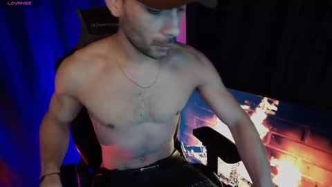 Snapshot of pridelgtbi chatting on February 2026 09:02:02 AM pridelgtbi online show from February 2026 09:02:02 AM