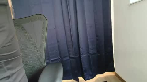 Snapshot of primdeceit chatting on December 2024 07:35:02 AM PrimDeceit online show from December 2024 07:35:02 AM