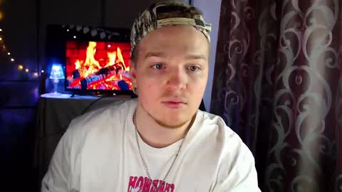 Snapshot of princ4real chatting on February 2025 11:33:01 AM prince online show from February 2025 11:33:01 AM