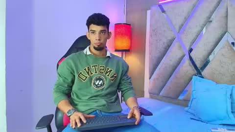 prince_arthur77 online show from June 2026 01:21:02 PM