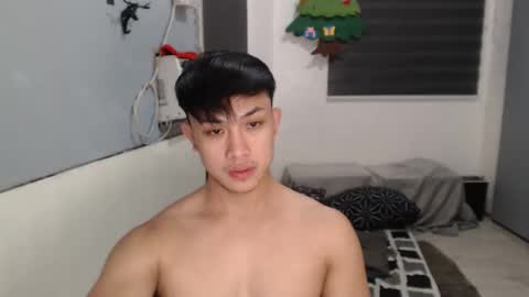 Prince Adrian online show from December 2025 06:14:01 PM