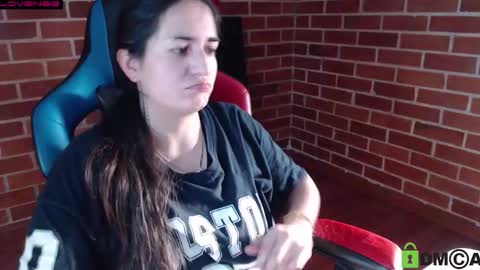 Leia online show from November 2025 09:57:02 PM