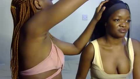 Snapshot of princess_bee1 chatting on October 2025 05:44:02 PM princess online show from October 2025 05:44:02 PM