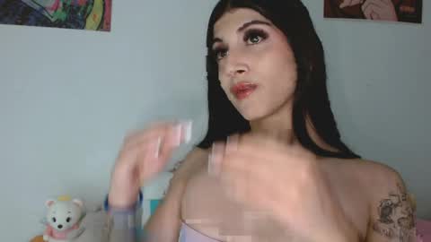 Sophie online show from April 2026 09:45:01 PM