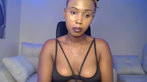 Snapshot of princess_princessa chatting on February 2025 12:57:01 AM princess_princessa online show from February 2025 12:57:01 AM