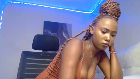 Snapshot of princess_princessa chatting on February 2025 09:38:01 AM princess_princessa online show from February 2025 09:38:01 AM