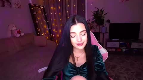 princessamira1 online show from December 2025 03:30:02 PM