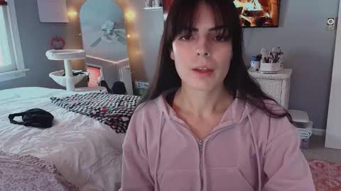 Snapshot of princesselysia99 chatting on February 2026 04:11:02 PM Princess Elysia online show from February 2026 04:11:02 PM