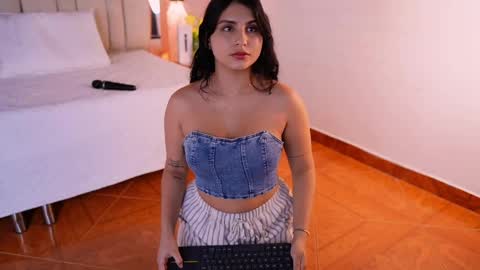 Snapshot of princessluu chatting on May 2026 07:55:02 PM Lu online show from May 2026 07:55:02 PM