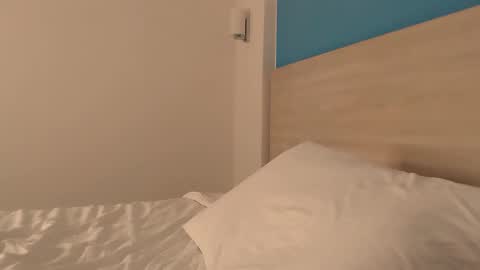 Snapshot of princessof_lust chatting on February 2025 01:45:01 AM Kris3 online show from February 2025 01:45:01 AM