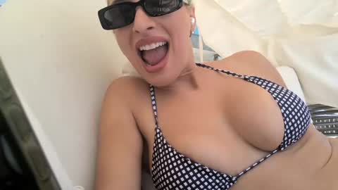 Snapshot of princesspresley1999 chatting on July 2026 09:51:01 PM Presleys69 online show from July 2026 09:51:01 PM