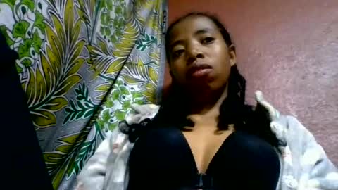 prisca880319 online show from June 2026 10:15:01 AM