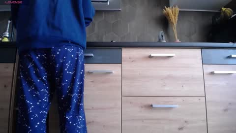 Space online show from October 2025 07:31:01 AM