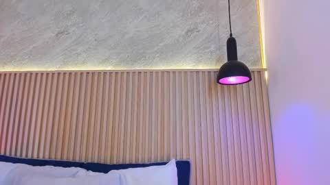 Profana Red online show from March 2026 01:37:02 PM