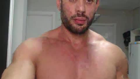 Snapshot of promuscles4u chatting on January 2025 10:34:02 PM promuscles4u online show from January 2025 10:34:02 PM