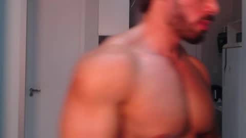 Snapshot of promuscles4u chatting on February 2025 03:31:02 AM promuscles4u online show from February 2025 03:31:02 AM