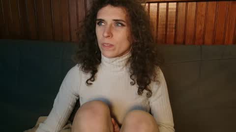 prxscillia_tx online show from February 2025 06:16:01 PM