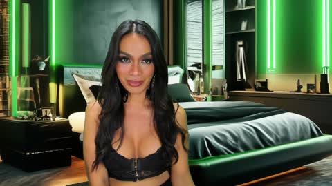 psychiq online show from December 2024 03:39:01 PM