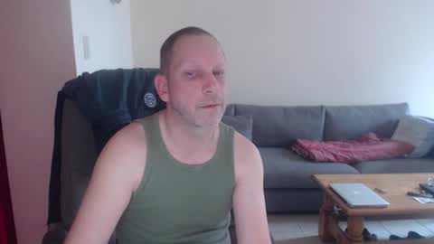 topher online show from October 2025 08:26:02 AM