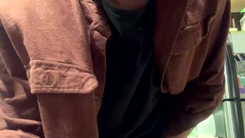 Snapshot of pufftpass chatting on April 2026 11:27:01 AM pufftpass online show from April 2026 11:27:01 AM