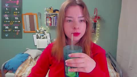Polly online show from February 2025 05:39:02 PM