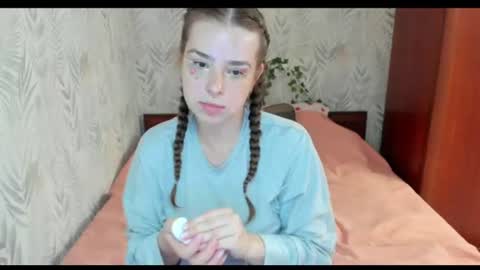Polly online show from July 2026 07:02:02 PM