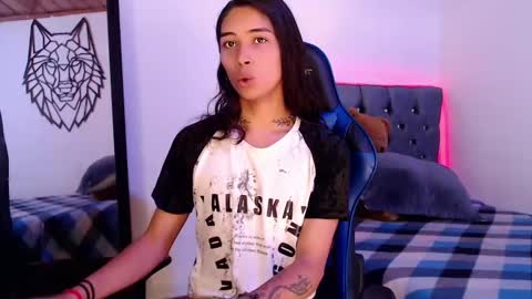 Snapshot of pupi_wolf chatting on March 2025 03:51:02 PM Cris online show from March 2025 03:51:02 PM