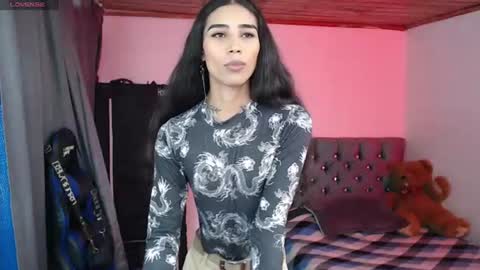 Cris online show from July 2026 06:14:01 PM