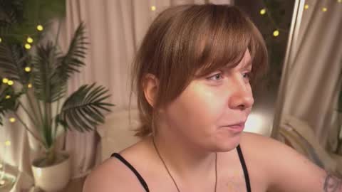 constant schedule Wednesday  Friday  Saturday  Sunday  The Rosemarie online show from November 2025 06:12:02 AM