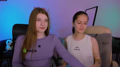 Snapshot of pure_radiance chatting on October 2025 09:07:02 AM Ask me3 online show from October 2025 09:07:02 AM
