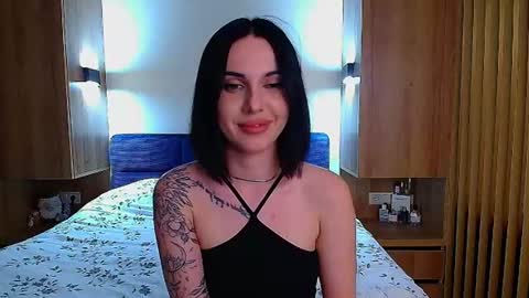 Julia online show from June 2026 04:33:01 PM