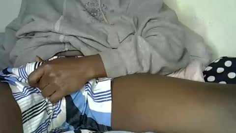 Pureblack  online show from October 2025 07:34:01 PM