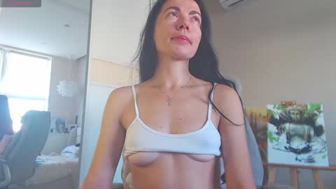 Marina online show from October 2025 01:46:02 PM